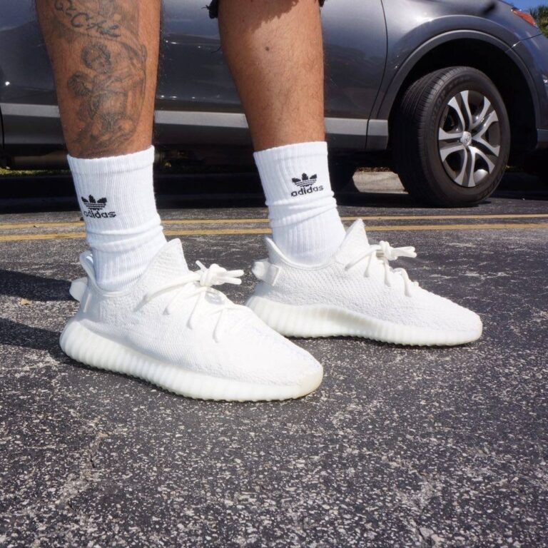 nike socks with yeezys