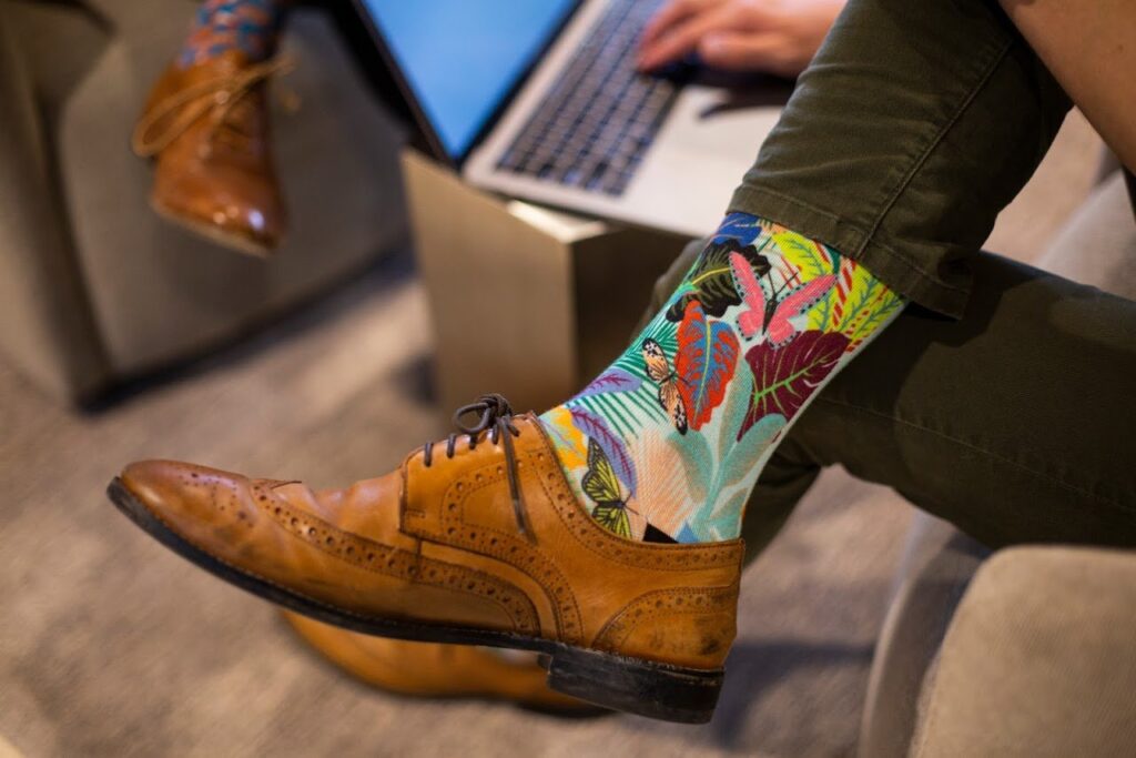 Step up Your Style: 5 Designs Tips for Fun Dress Socks